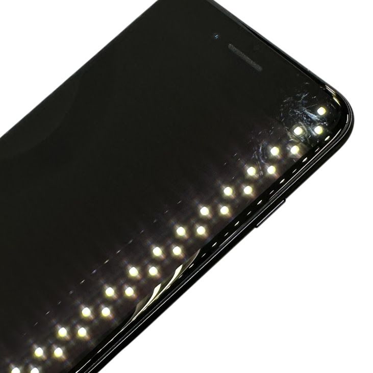 �ڥХåƥ꡼82%��iPhone��SE����2�����64GB���֥�å���SIM�ե꡼