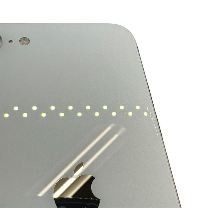 �ڥХåƥ꡼82%��iPhone��SE����2�����64GB���ۥ磻�ȡ�SIM�ե꡼