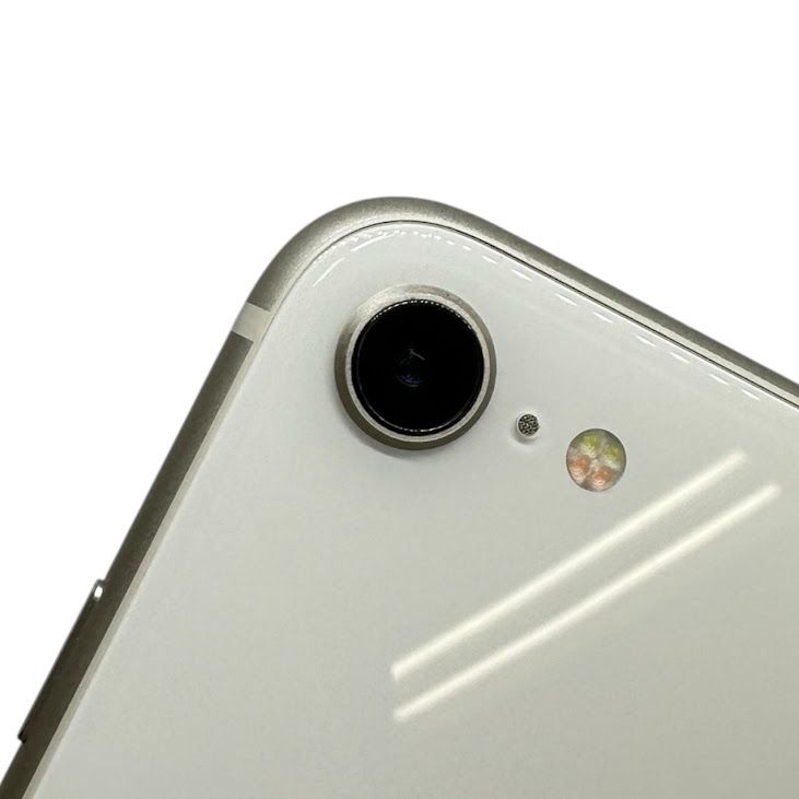 �ڥХåƥ꡼84%��iPhone��SE����3�����64GB���������饤��