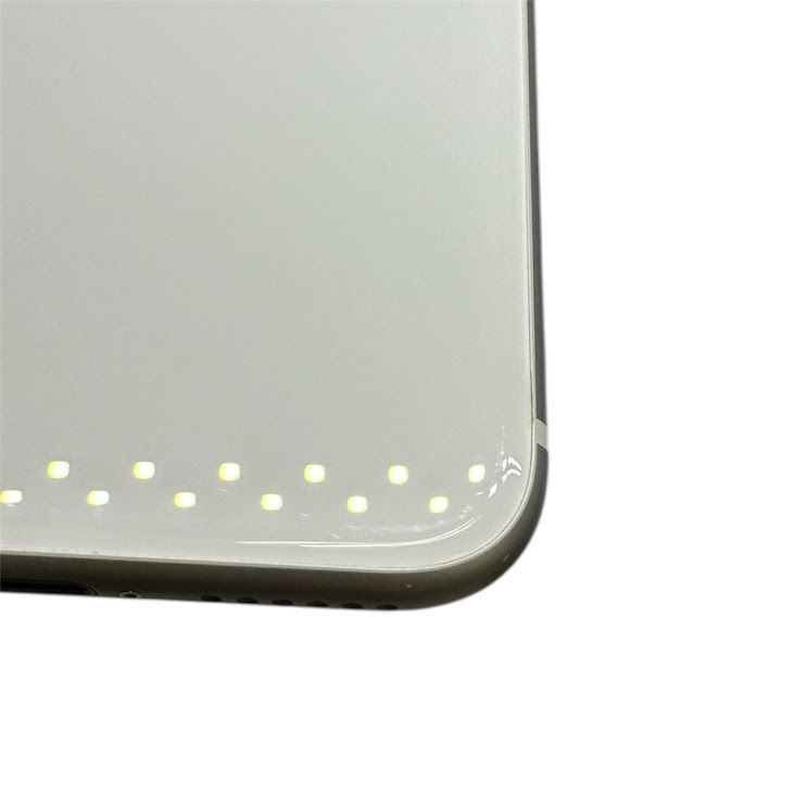 iPhone��SE����2�����64GB���ۥ磻�ȡ�SIM�ե꡼��au��