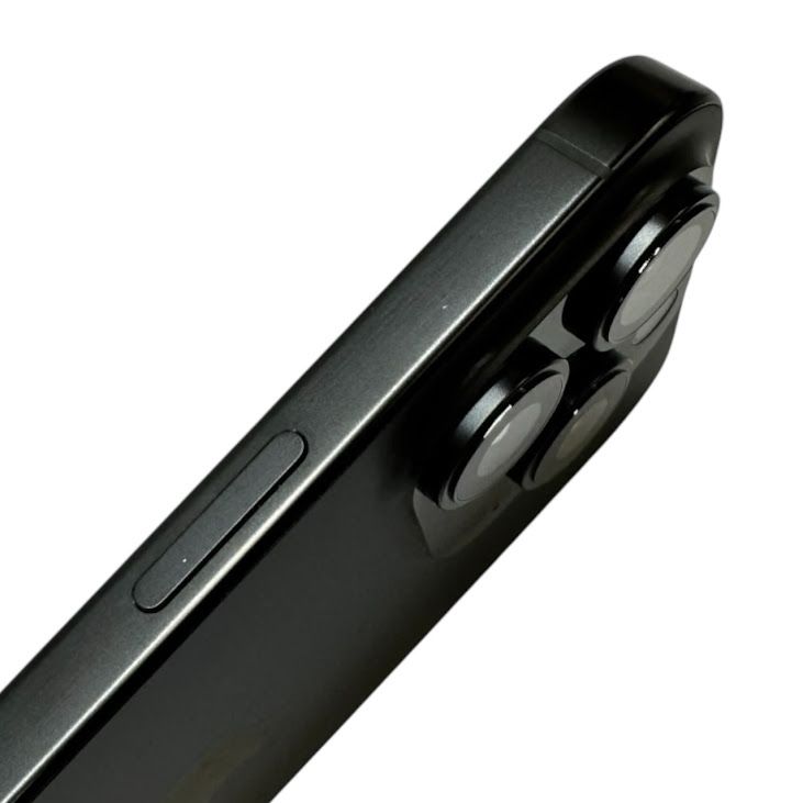 �ڥХåƥ꡼88%��iPhone��16Pro��512GB���֥�å������˥��ࡡSIM�ե꡼���ɥ�����