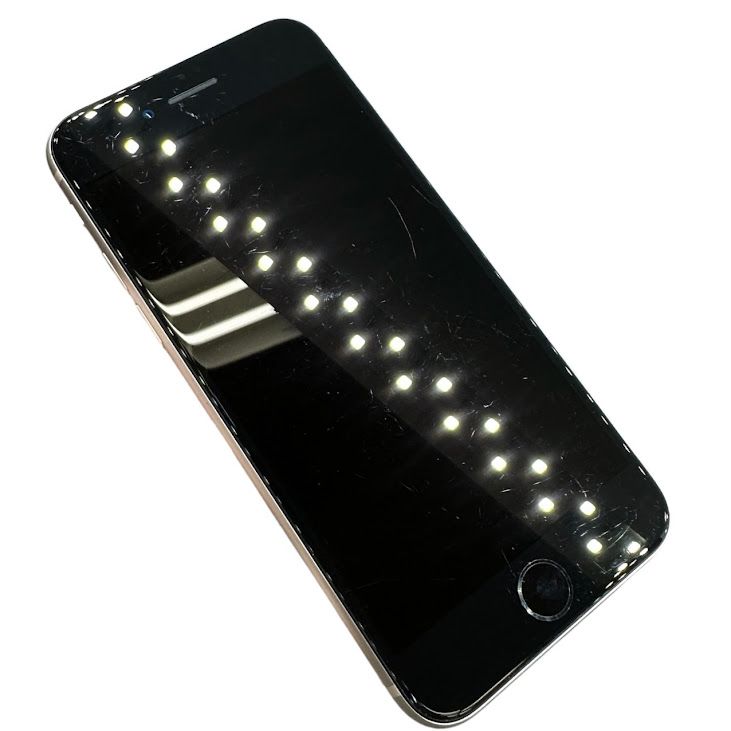 �ڥХåƥ꡼82%��iPhone��SE����2�����128GB���ۥ磻�ȡ�SIM�ե꡼