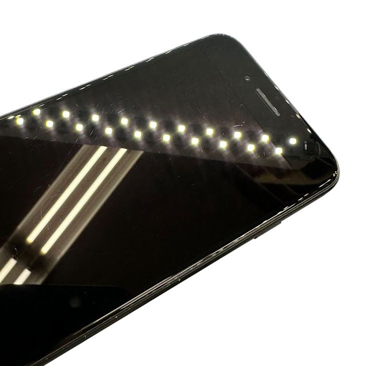 iPhone��SE����3�����64GB���ߥåɥʥ��ȡ�SIM�ե꡼��Y��Х�����