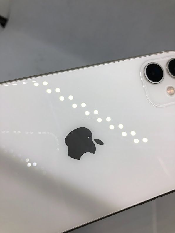 ムスビー｜iPhone11 64GB ホワイト SIMフリー ソフトバンク版 