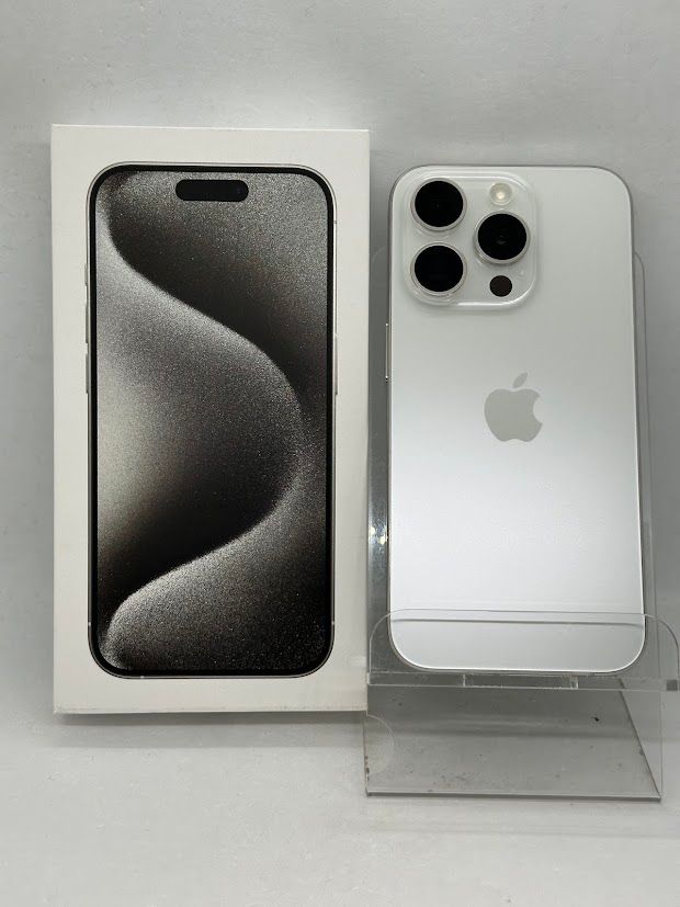 ムスビー｜iPhone15 Pro 256GB ホワイトチタニウム ソフトバンク版 