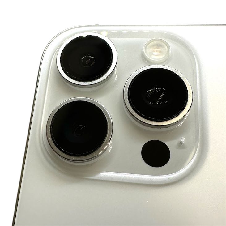 �ڥХåƥ꡼91%��iPhone��16Pro��256GB���ۥ磻�ȥ����˥��ࡡSIM�ե꡼��au��