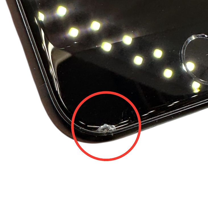 iPhone��SE����3�����64GB���ߥåɥʥ��ȡ�SIM�ե꡼��au��