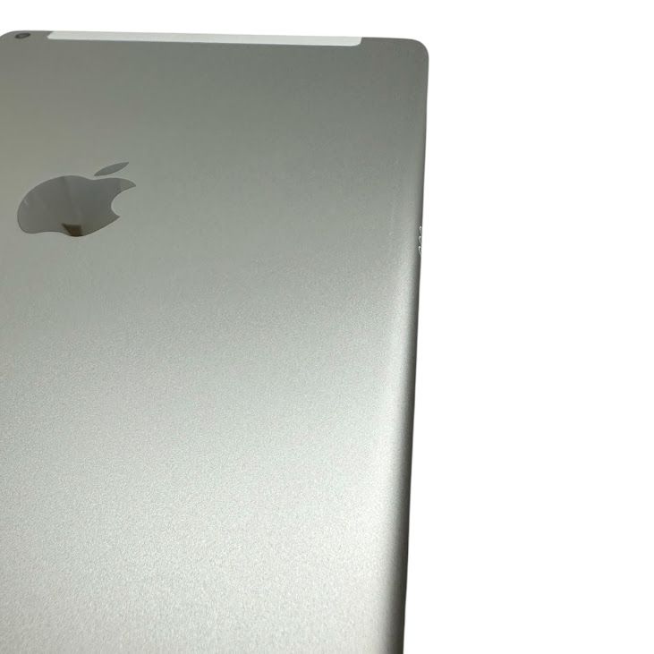 �ڥХåƥ꡼100%��iPad��8��Wi��Fi��Cellular��32GB������С�