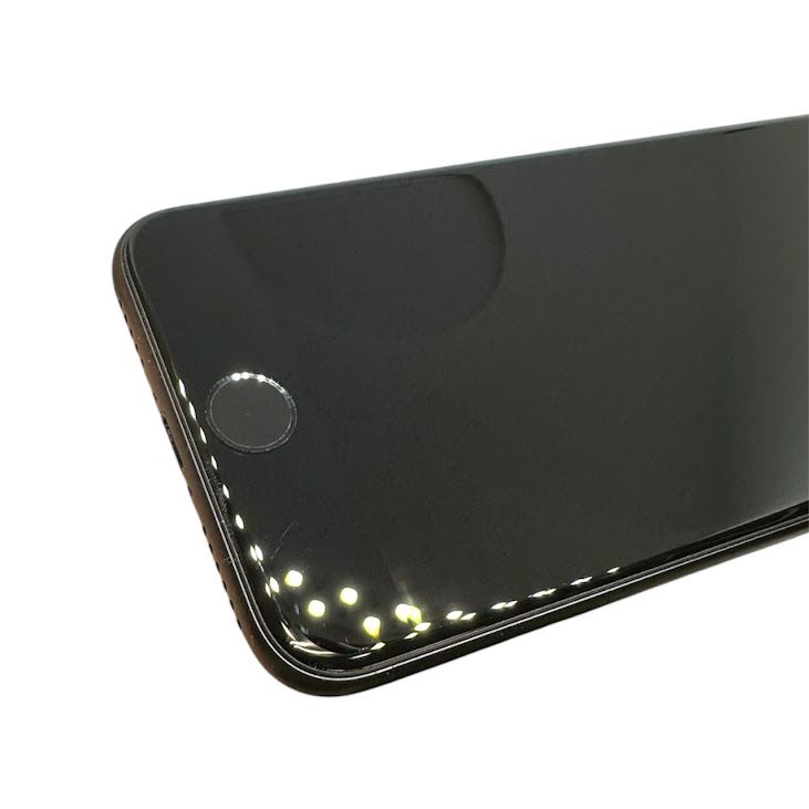 �ڥХåƥ꡼93%��iPhone��SE����2�����64GB���֥�å���SIM�ե꡼���ɥ�����
