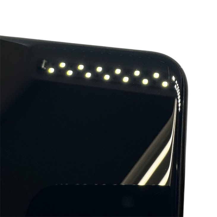 �ڥХåƥ꡼98%��iPhone��SE����3�����64GB���ߥåɥʥ��ȡ�SIM�ե꡼��au��