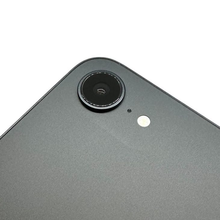 �ڥХåƥ꡼100%��iPhone��16e��128GB���֥�å���SIM�ե꡼