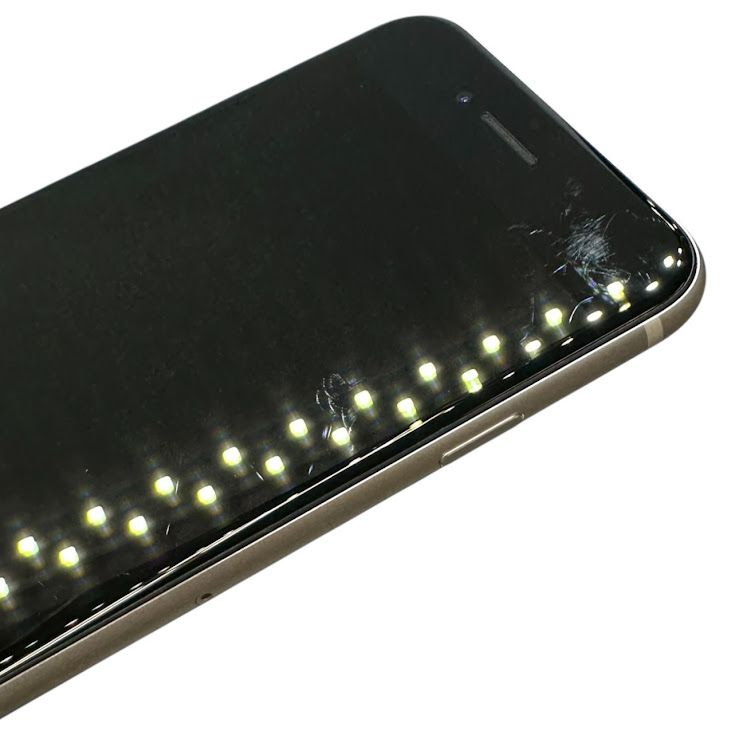 �ڥХåƥ꡼98%��iPhone��SE����2�����64GB���ۥ磻�ȡ�SIM�ե꡼���ɥ�����