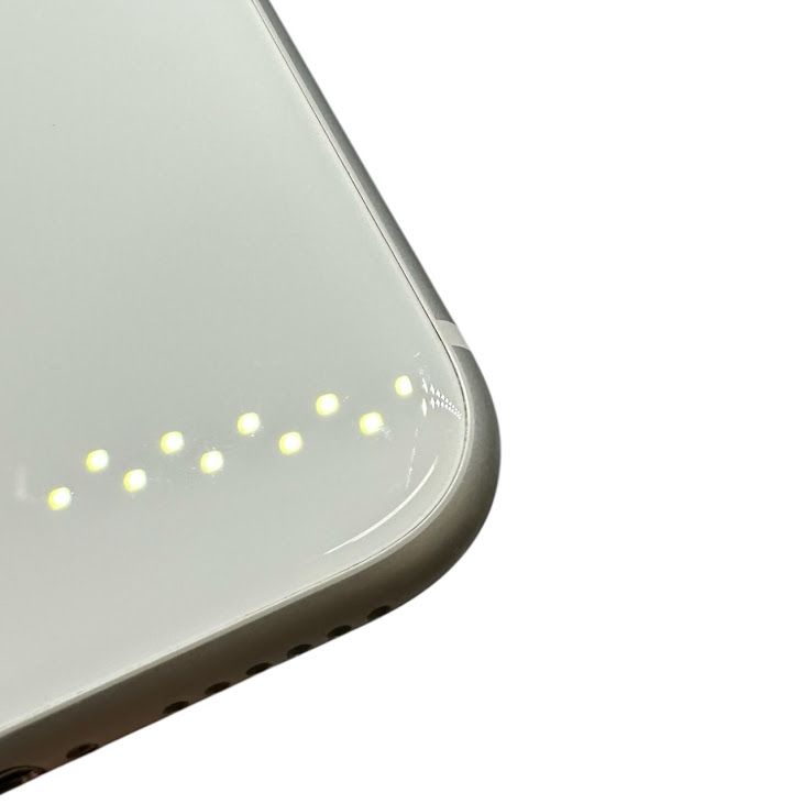 iPhone��SE����2�����64GB���ۥ磻�ȡ�SIM�ե꡼��Y��Х�����