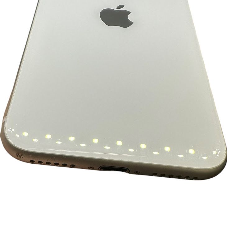 iPhone��SE����2�����64GB���ۥ磻�ȡ�SIM�ե꡼���ɥ�����