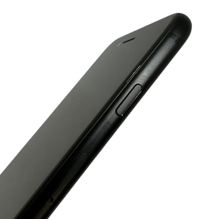 �ڥХåƥ꡼95%��iPhone��SE����2�����64GB���֥�å���SIM�ե꡼���ɥ�����