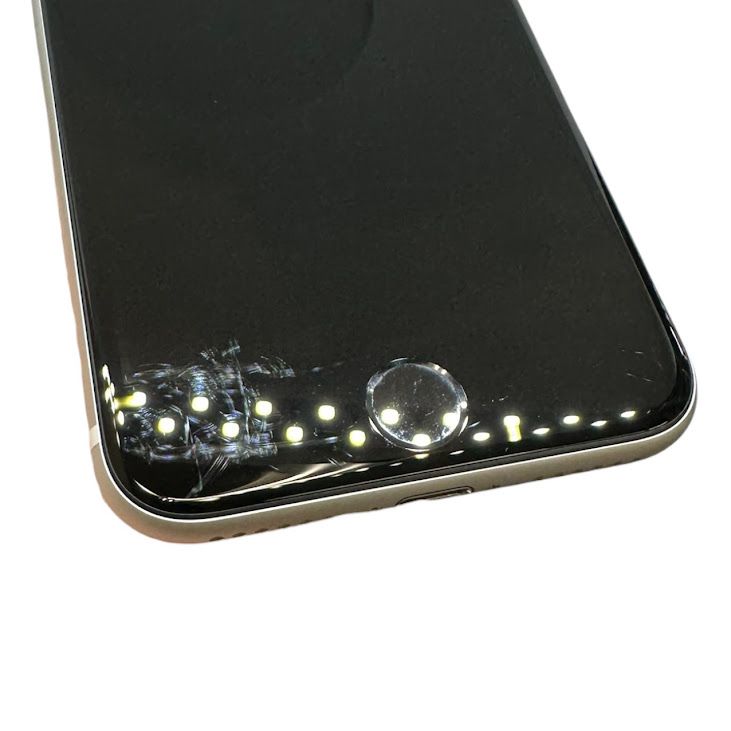 �ڥХåƥ꡼98%��iPhone��SE����2�����64GB���ۥ磻�ȡ�SIM�ե꡼���ɥ�����