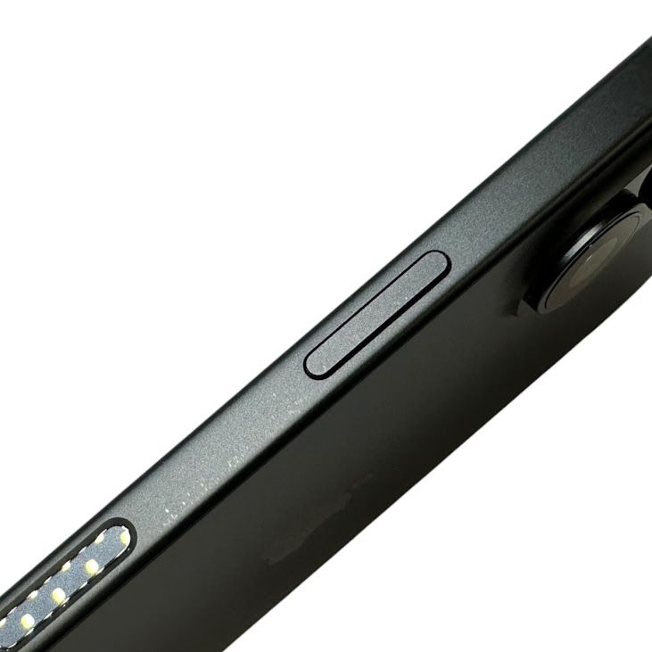 �ڥХåƥ꡼100%��iPhone��16��128GB���֥�å���SIM�ե꡼���ɥ�����