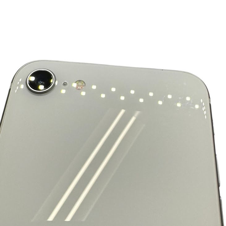 �ڥХåƥ꡼98%��iPhone��SE����2�����64GB���ۥ磻�ȡ�SIM�ե꡼���ɥ�����