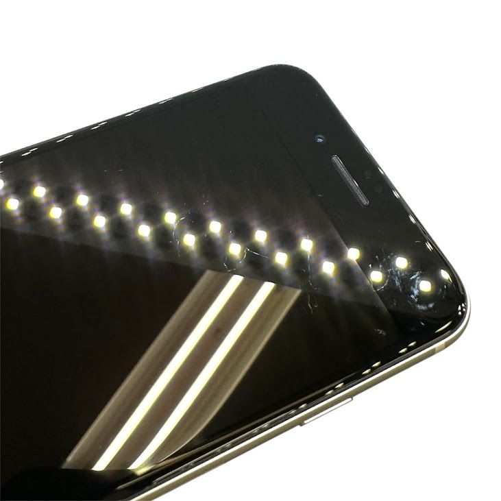�ڥХåƥ꡼100%��iPhone��SE����2�����64GB���ۥ磻�ȡ�SIM�ե꡼���ɥ�����