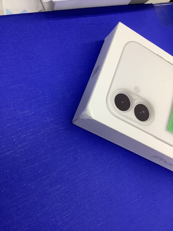 Ȣˤߤꢨ̤ʡiPhone16512GBۥ磻ȡSIMե꡼