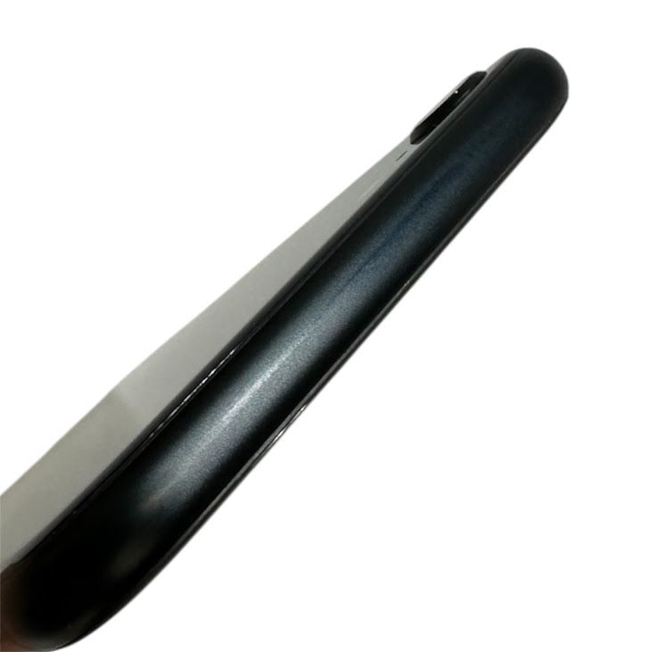 �ڥХåƥ꡼100%��iPhone��SE����3�����64GB���ߥåɥʥ��ȡ�SIM�ե꡼��au��