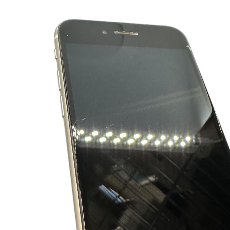 iPhone��SE����2�����128GB���ۥ磻�ȡ�SIM�ե꡼