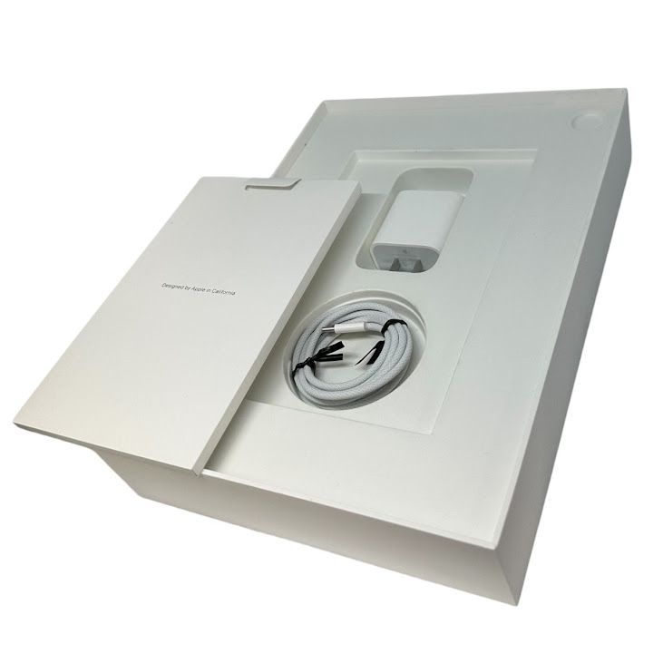�ڥХåƥ꡼100%��iPad��11��Wi��Fi��Cellular��128GB������С�