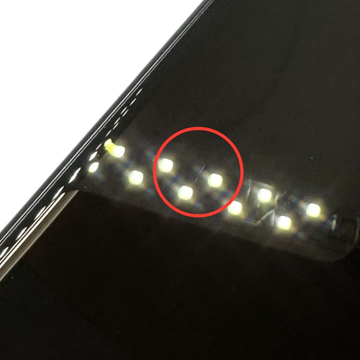 �ڥХåƥ꡼80%��iPhone��SE����2�����64GB���֥�å���SIM�ե꡼��au��