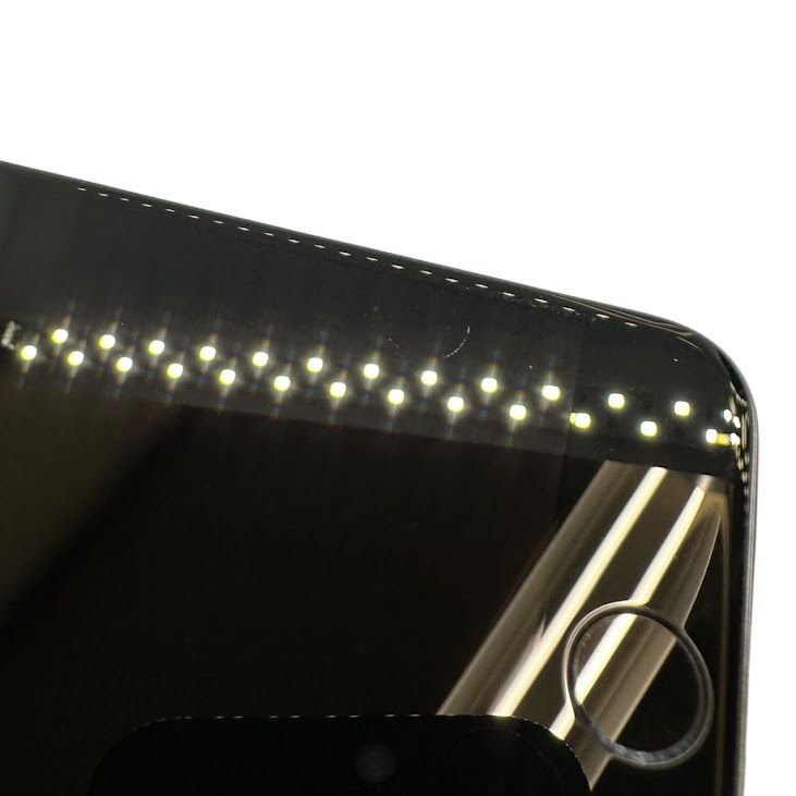 �ڥХåƥ꡼92%��iPhone��SE����2�����64GB���ۥ磻�ȡ�SIM�ե꡼��au��