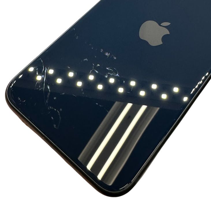 �ڥХåƥ꡼97%��iPhone��SE����3�����64GB���ߥåɥʥ��ȡ�SIM�ե꡼��au��
