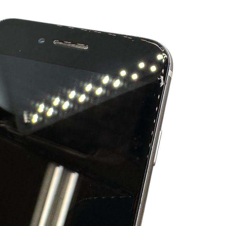 iPhone��SE����2�����128GB���ۥ磻�ȡ�SIM�ե꡼