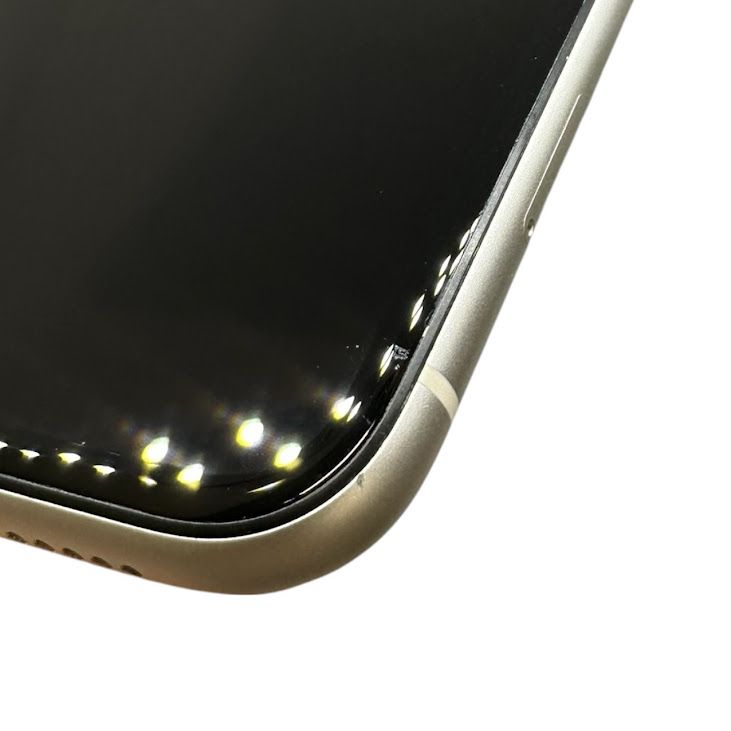 iPhone��11��64GB���ۥ磻�ȡ�SIM�ե꡼��au��