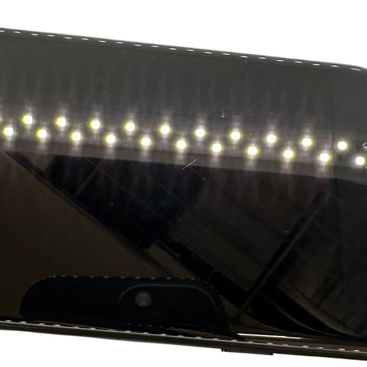 ڥХåƥ꡼100%iPhoneSE3ˡ64GBߥåɥʥȡSIMե꡼au