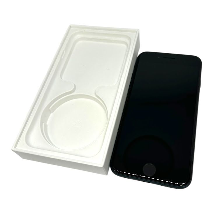 ڥХåƥ꡼100%iPhoneSE3ˡ64GBߥåɥʥȡSIMե꡼au