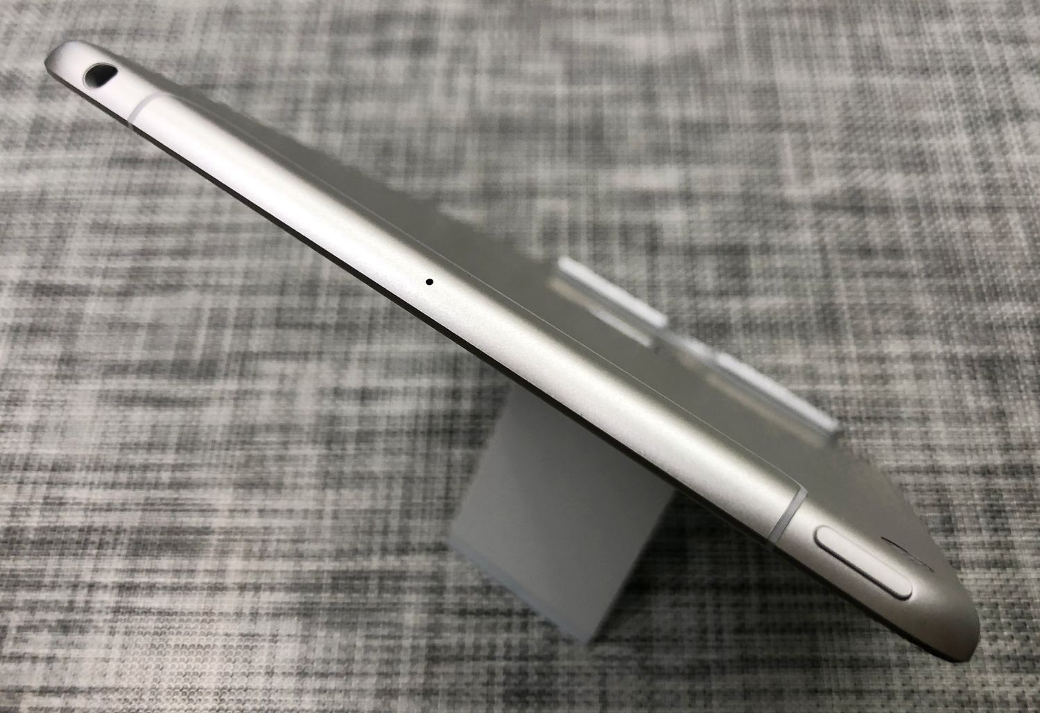ムスビー｜【中古美品】simロック解除済 au iPad mini5 Cellular 64GB