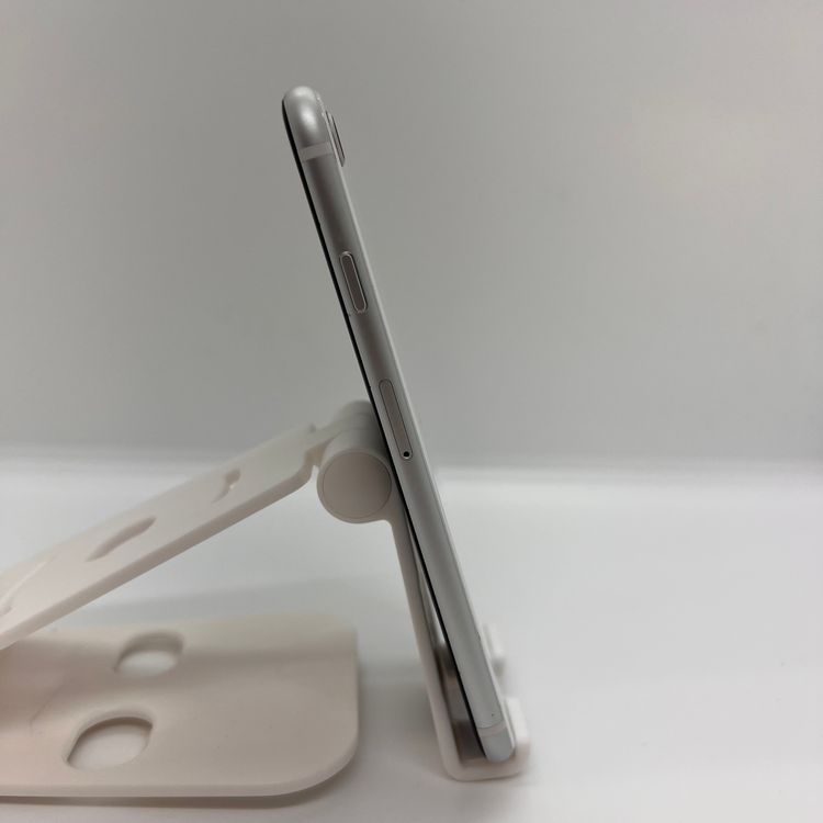̵iPhone SE2 64GB  au 