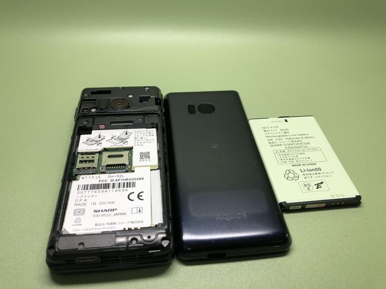 ��Sim�ե꡼��AQUOS �������� SH-02L���֥�å��ڽ���AC�����ץ����դ���