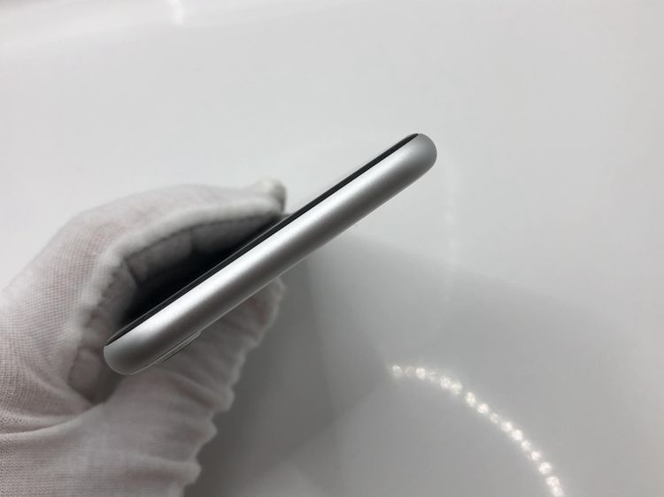 SimåѤߡAU iPhone SE 2 64GB Хåƥ꡼90