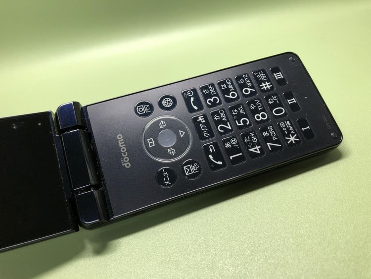 Simե꡼AQUOS  SH-02L֥åڽACץդ