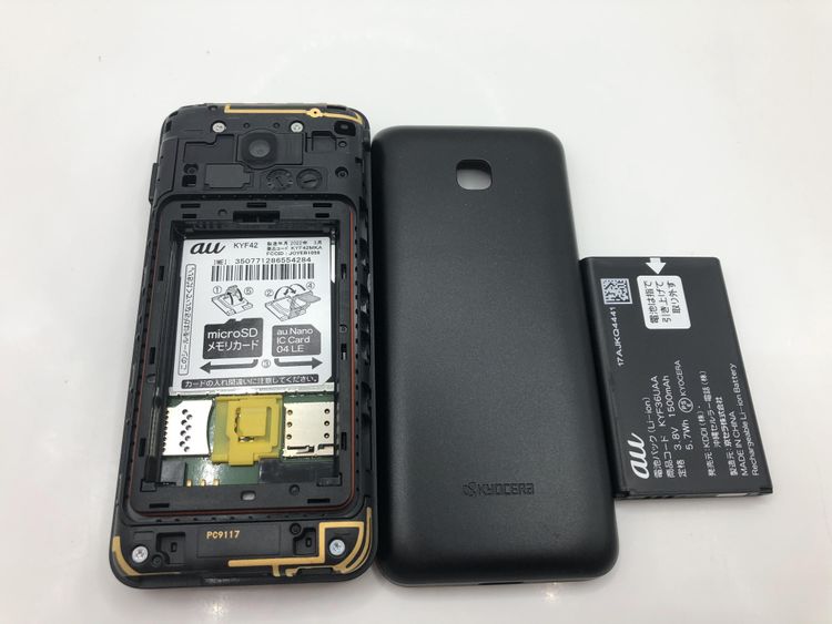 AU��GRATINA KYF42���֥�å��������� 4G LTE�ڽ���AC�����ץ����դ���