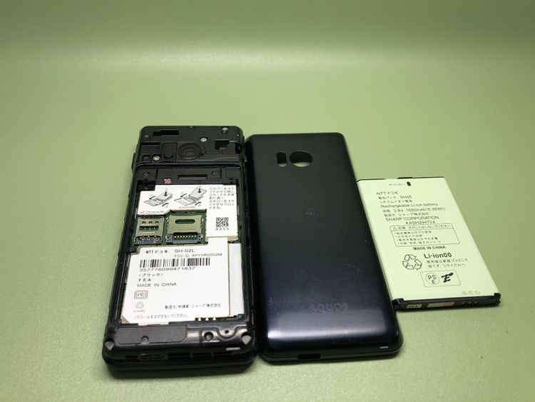 ��Sim�ե꡼��AQUOS �������� SH-02L���֥�å��ڽ���AC�����ץ����դ���