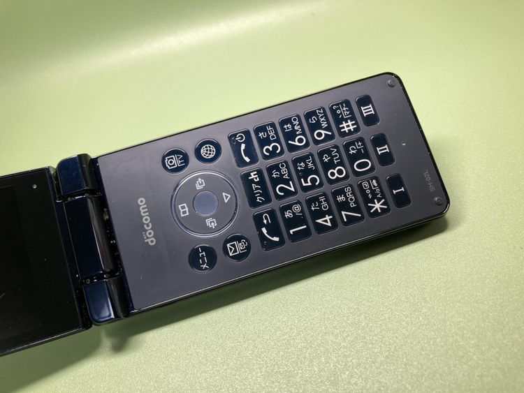 ��Sim�ե꡼��AQUOS �������� SH-02L���֥�å��ڽ���AC�����ץ����դ���