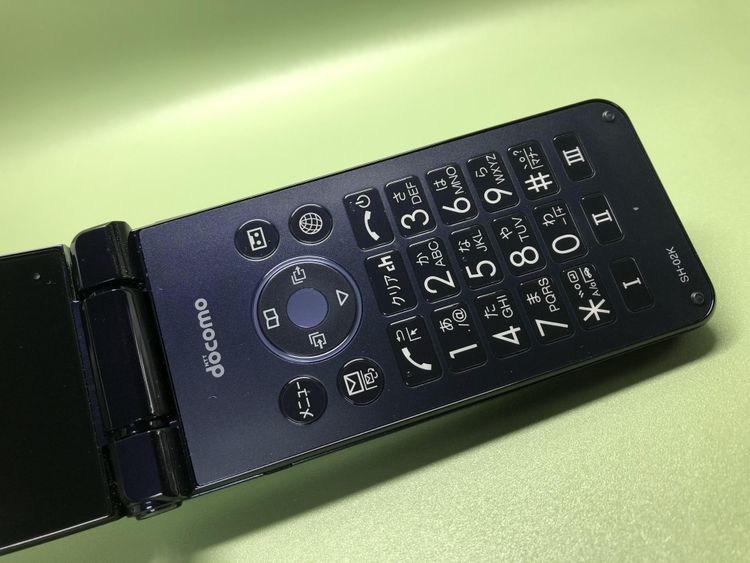 SimåѤߡSH-02K 쥹 4G LTEڽACץդ
