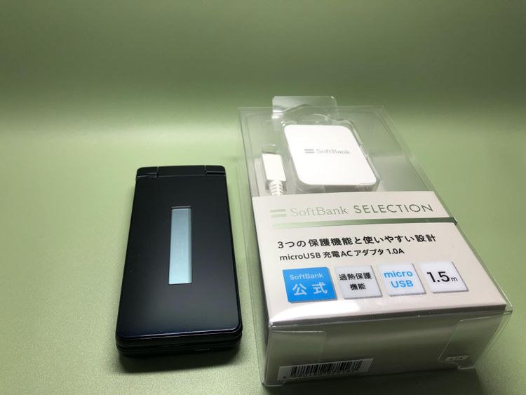 ��Sim�ե꡼��AQUOS �������� SH-02L���֥�å��ڽ���AC�����ץ����դ���