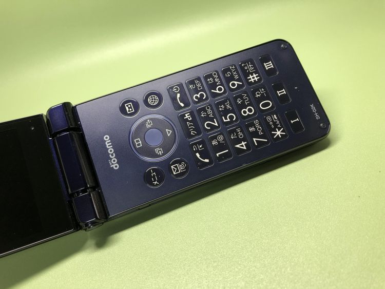 ��Sim���å�����Ѥߡ�SH-02K �����쥹�������� 4G LTE�ڽ���AC�����ץ����դ���