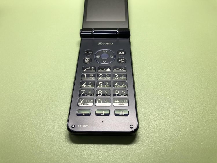 ��Sim���å�����Ѥߡ�SH-02K �����쥹�������� 4G LTE�ڽ���AC�����ץ����դ���