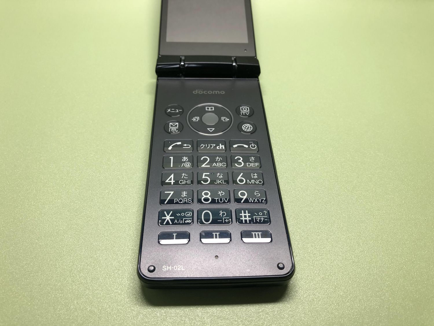 docomo ガラホ　SH-02L ブラック　simフリー　箱&amp;付属品あり docomo AQUOSケータイ SH-02L 4G SIMロック解除済みまたは解除可