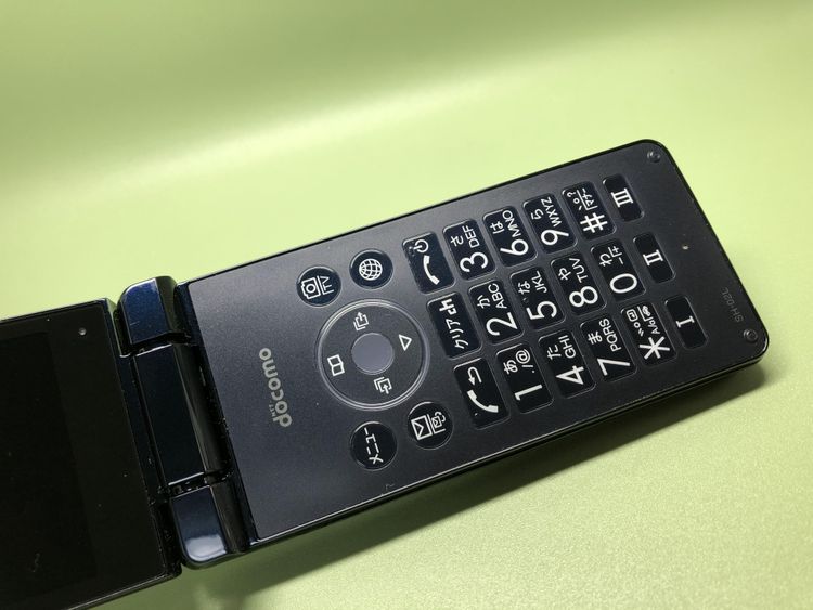 ��Sim�ե꡼��AQUOS �������� SH-02L���֥�å��ڽ���AC�����ץ����դ���