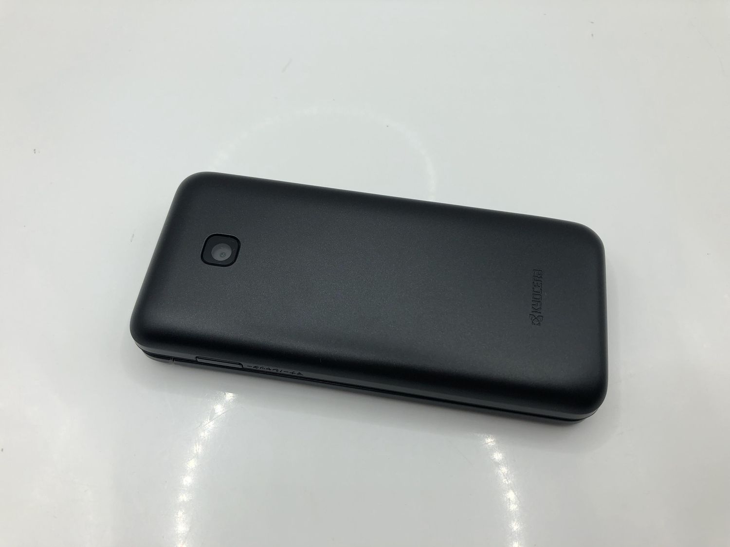 ムスビー｜AU GRATINA KYF42 ブラック 京セラ 4G LTE【純正AC