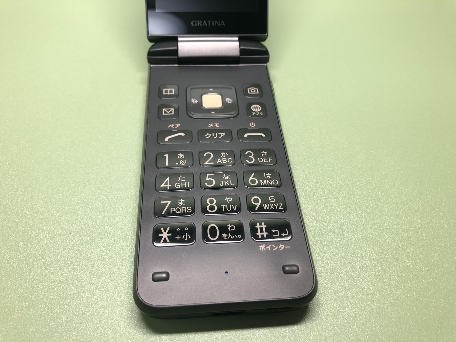 au - au GRATINA 4G simロック解除済み ムスビー｜【Simフリー】AU GRATINA KYF39 京セラ 4G LTE【純正